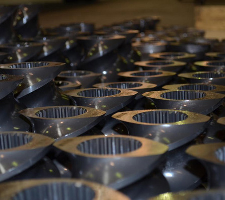 Screw segments, screw elements for twin screws