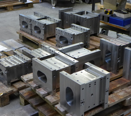 segmented extruder twin barrel